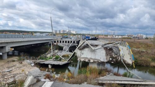 Romahtanut silta Kiovassa
